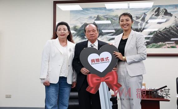 上準衡器贈車助長照 創世基金會草屯分院獲配車輛
