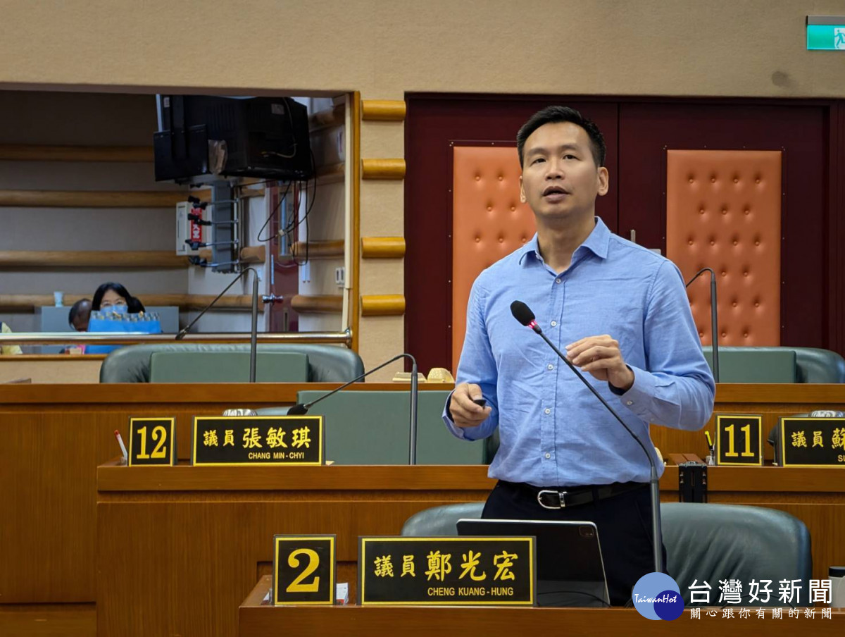 嘉義市議員鄭光宏今（12）日於議會質詢呼籲市府，應極力爭取對嘉市試算有利指標／市議員鄭光宏服務處提供