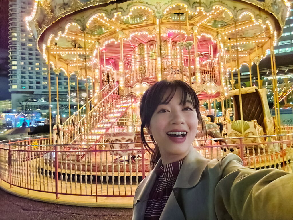 AQUOS sense9配備3200萬像素高畫質前置相機,夜間自拍都能清晰明亮不含糊