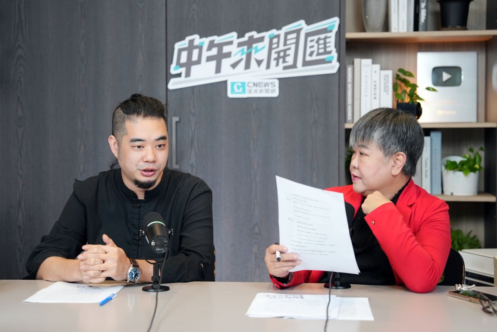 中午來開匯/齊柏林60萬影像留時代印記 齊廷洹透露父親「強迫症」持續追蹤地貌 230 中午來開匯/齊柏林60萬影像留時代印記 齊廷洹透露父親「強迫症」持續追蹤地貌 229