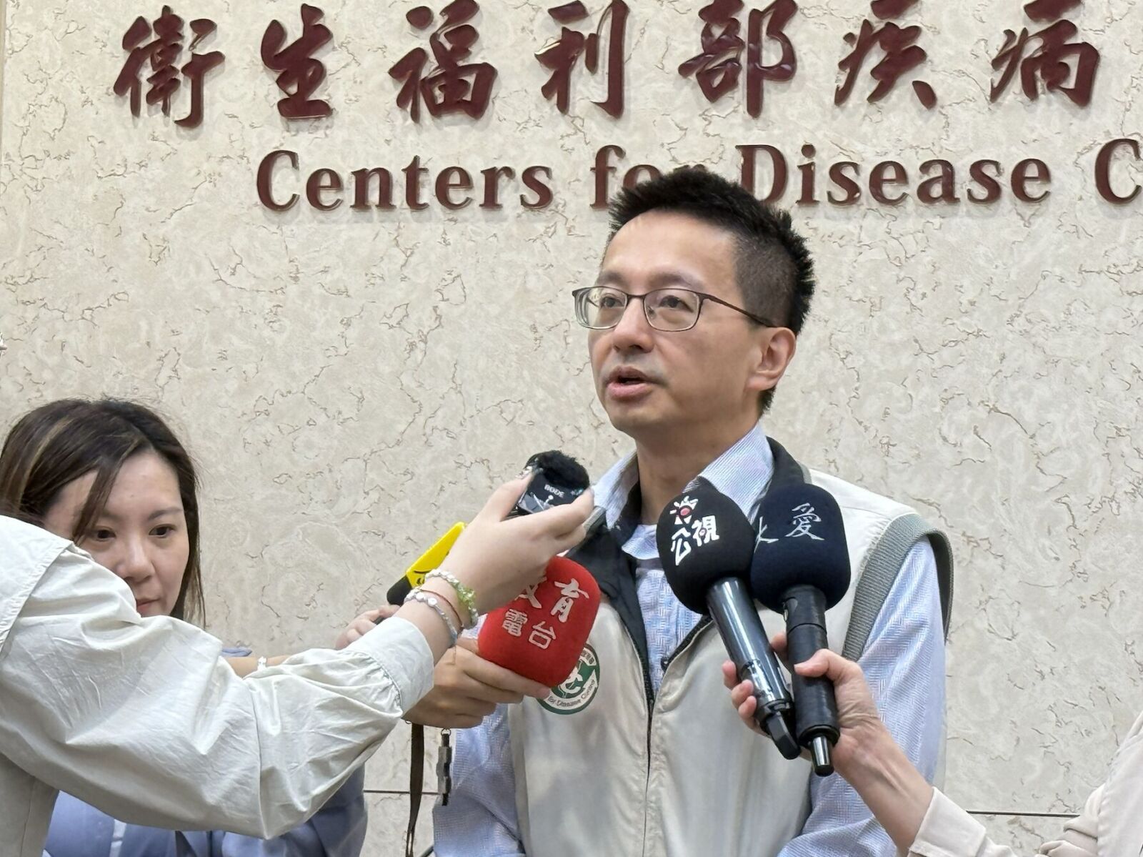流感未進流行期「重症、死亡」已十年新高! 羅一鈞:今年兩病毒株都凶 230 流感未進流行期「重症、死亡」已十年新高! 羅一鈞:今年兩病毒株都凶 229