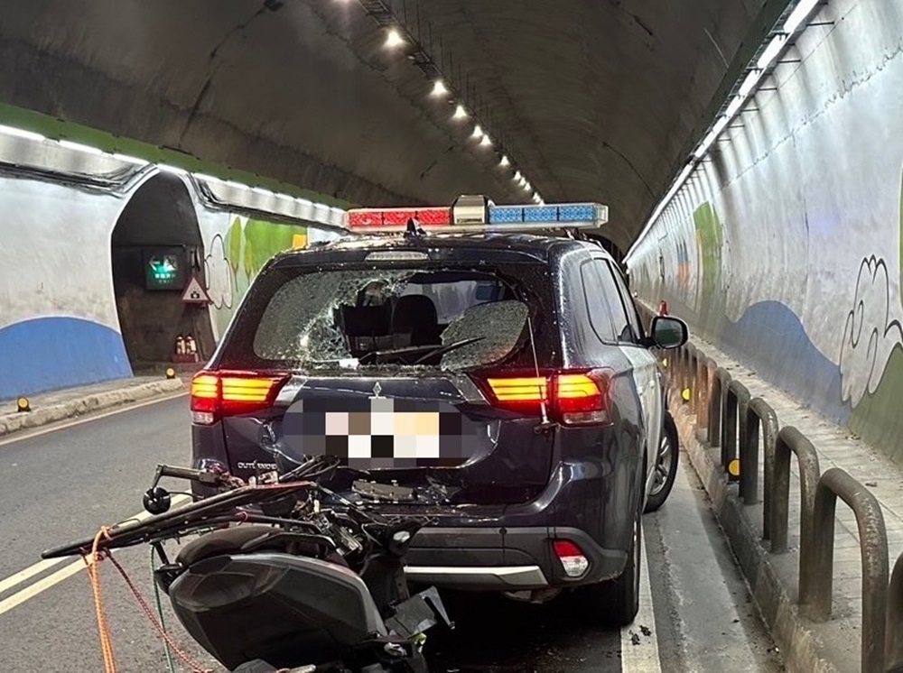 騎車左右搖擺 32歲男鼻下K粉殘渣露餡涉毒駕 208 cnews204241112a14