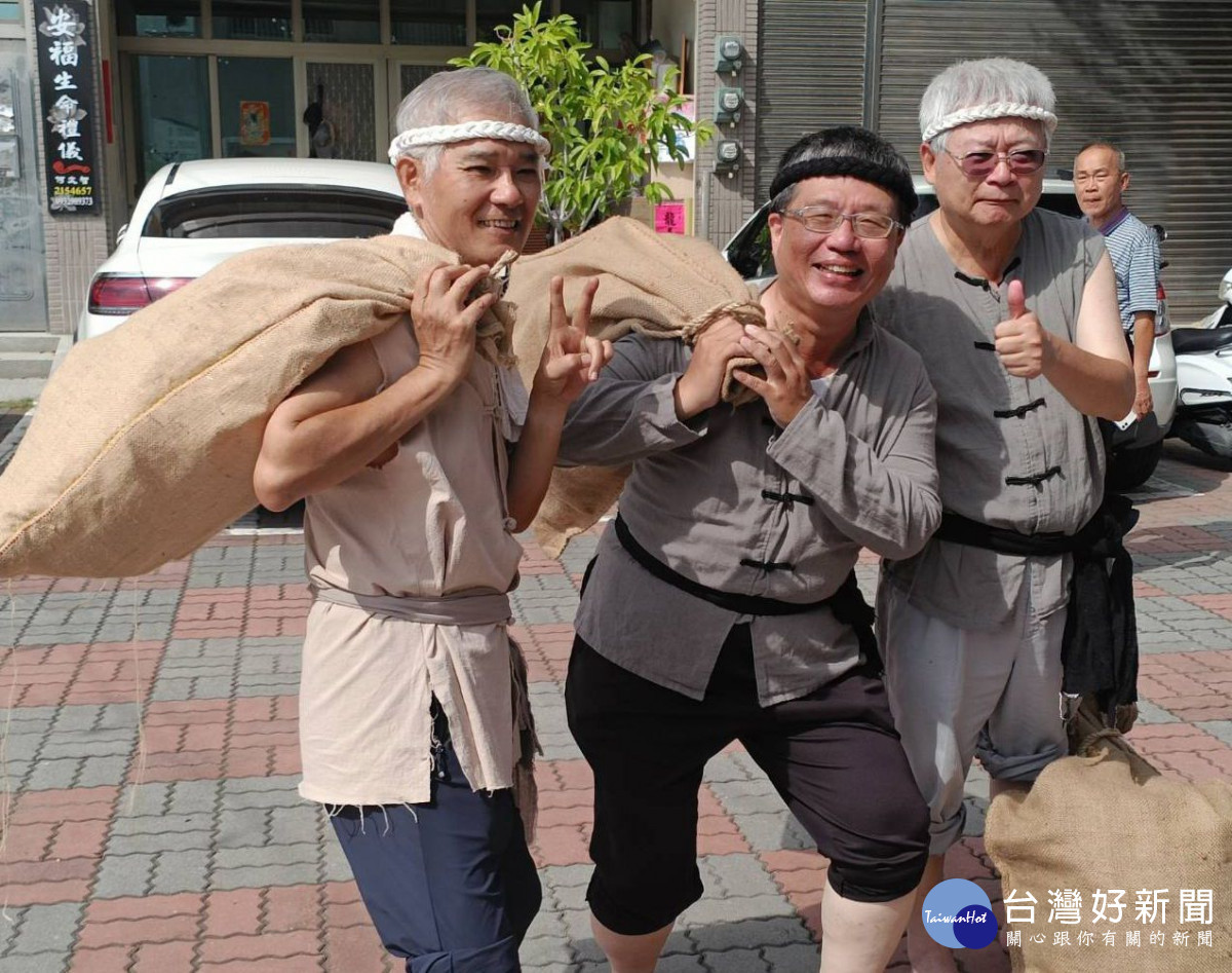 「重返鎮渡頭」為主題,模擬清末安平碼頭現場!