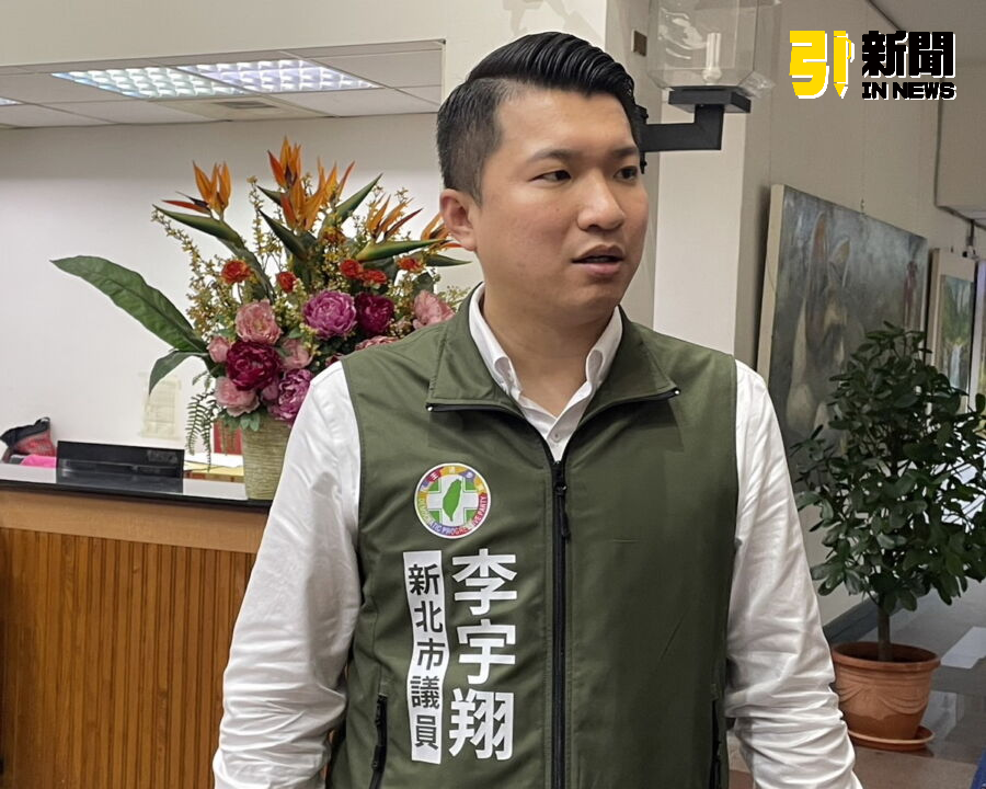 圖/民進黨新北市議員李宇翔質疑,北分署長謝宜容疑似涉及職場霸凌、濫權這種不適任的官員,早該立刻拔官送法辦!(記者陳志仁攝,2024.11.11)