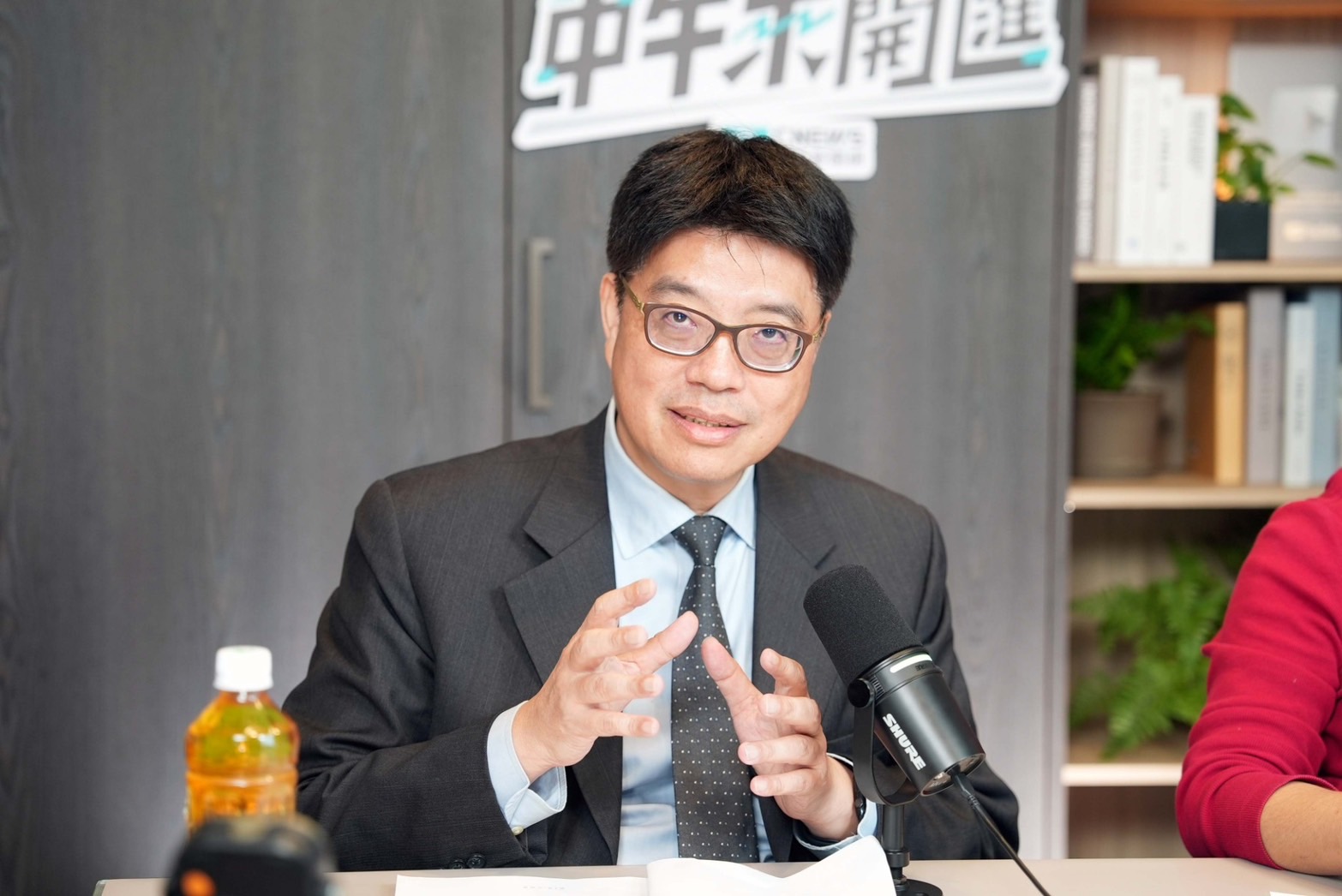 中午來開匯／反對翁曉玲刪除退將赴中限制　邱垂正：修法恐開統戰大門 197