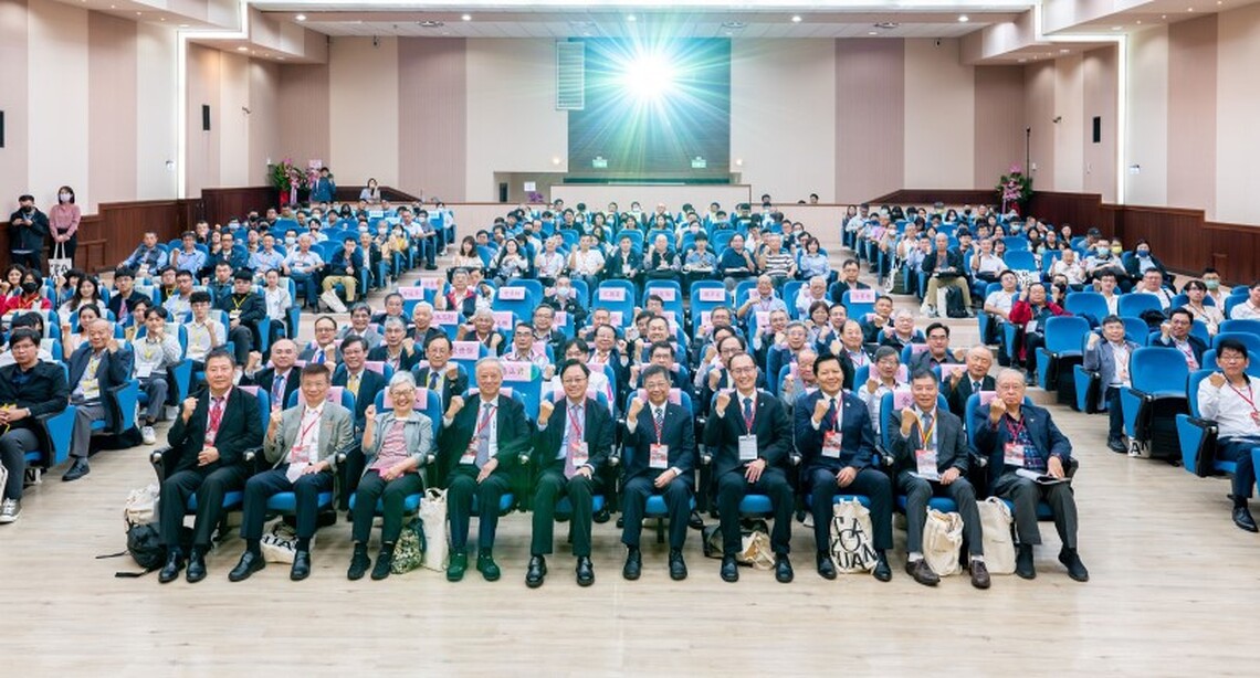 113年土木水利工程論壇 張善政期勉攜手打造智慧永續宜居城
