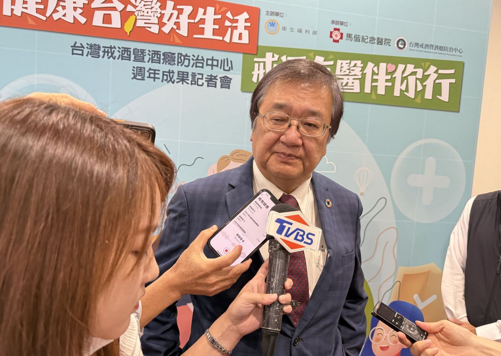支持波波醫家長群？ 邱泰源駁：沒這回事！我家人念醫都本土 229
