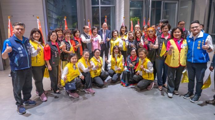 桃園警察局志工熱情為民服務 張善政頒獎表揚 67 20241115081056373