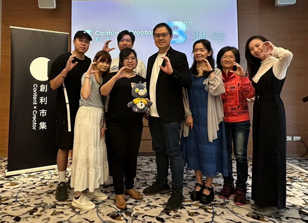 「CxC創利市集」成立三週年,首度跨足音聲創作市場。左起IN N’ OUT樂團成員Evan Wang,音聲創作者橘子、音樂創作者曾明賢,創利內容共同創辦人暨營運長王潔英、創利內容共同創辦人暨執行長陳宏睿、漫畫作者游素蘭、喬英、製作人王飛然