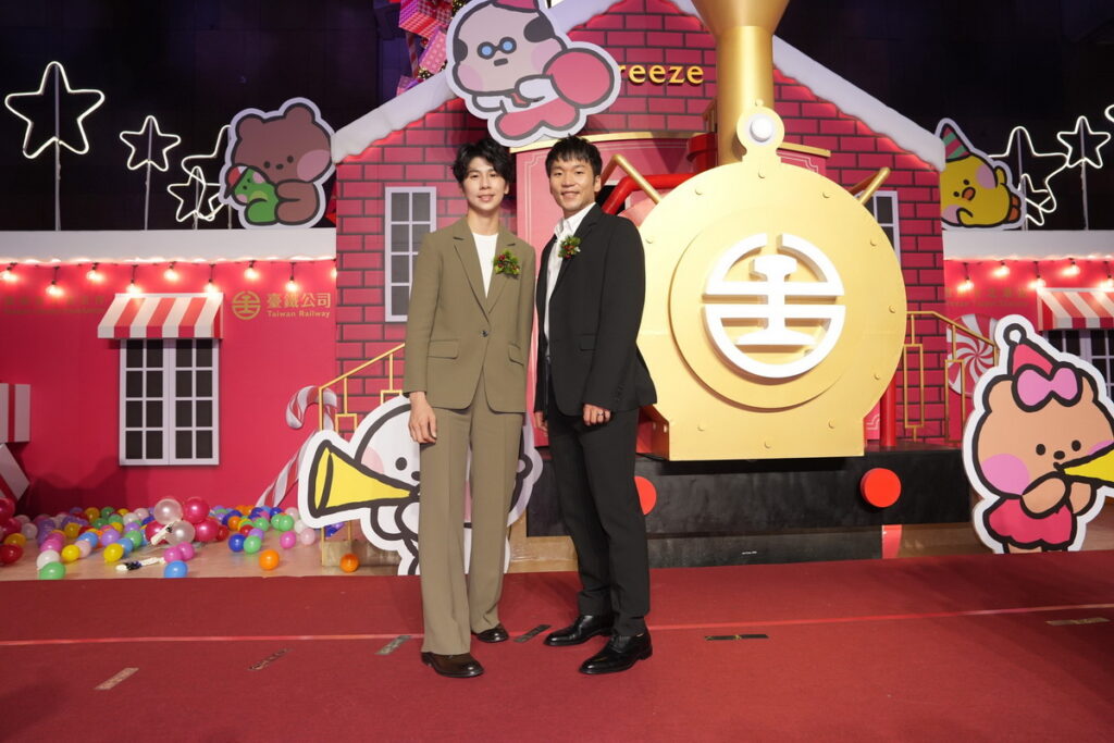 雙金圓夢大使 林郁婷、李洋