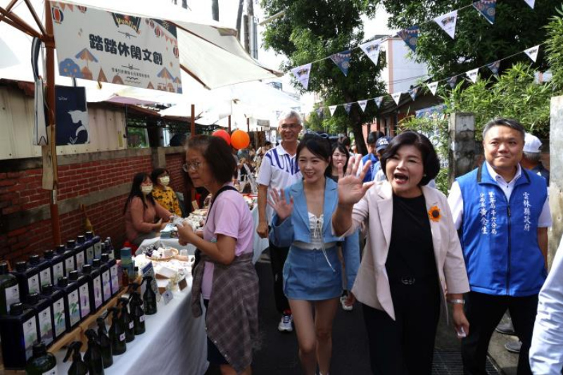 雲青就創業聯合成果發表會 創業大使詹子晴(丫頭)分享成功經驗