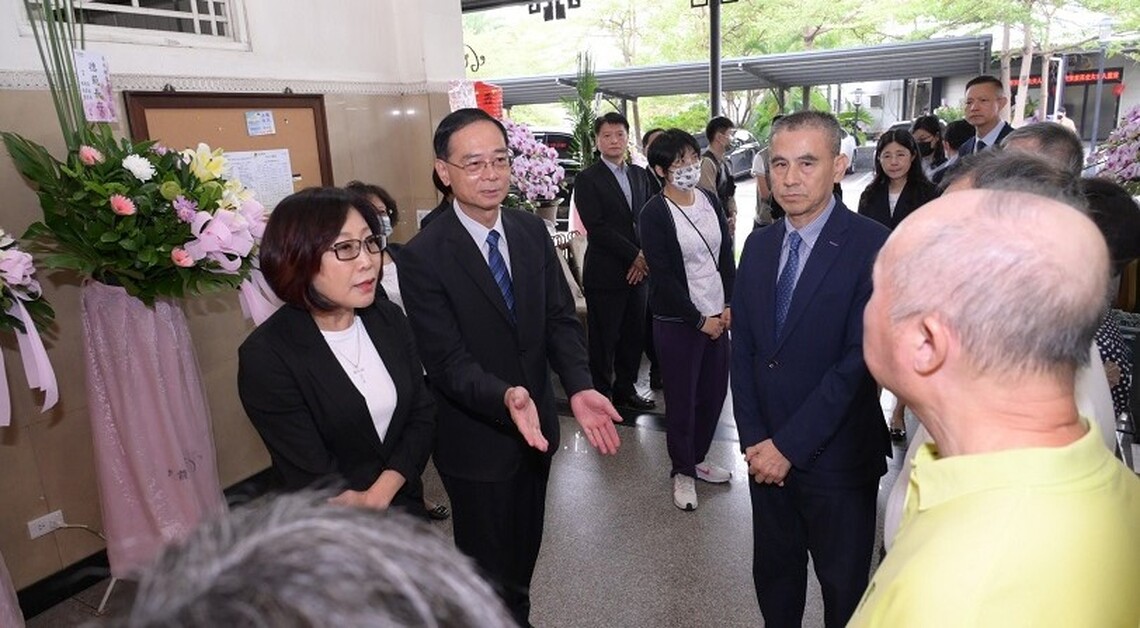 前議長吳鐘靈辭世 正副議長率議會一級主管前往悼念