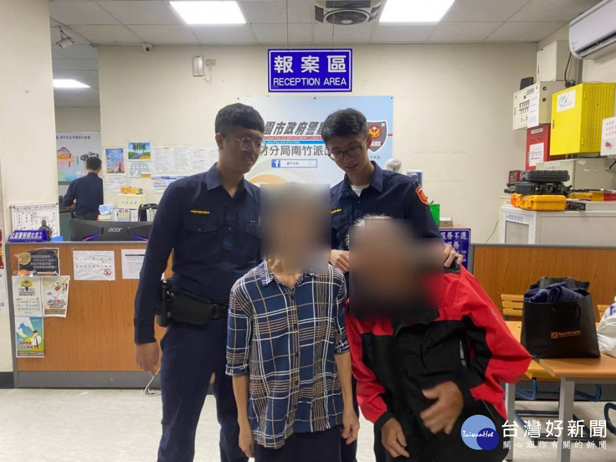 失智老翁外出迷路，南竹派出所警暖心接力助返家。