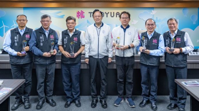 桃市榮獲中央地政考核肯定 張善政感謝公所人員付出 59 20241120150106273