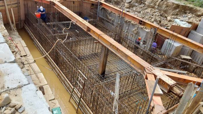 營建工地排黃泥水污染南崁溪 桃園環保局勒令停工 56 33