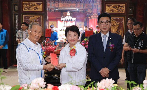 中市紫雲巖第14屆主委吳勝隆連任9屆 盧秀燕祝福廟務昌隆
