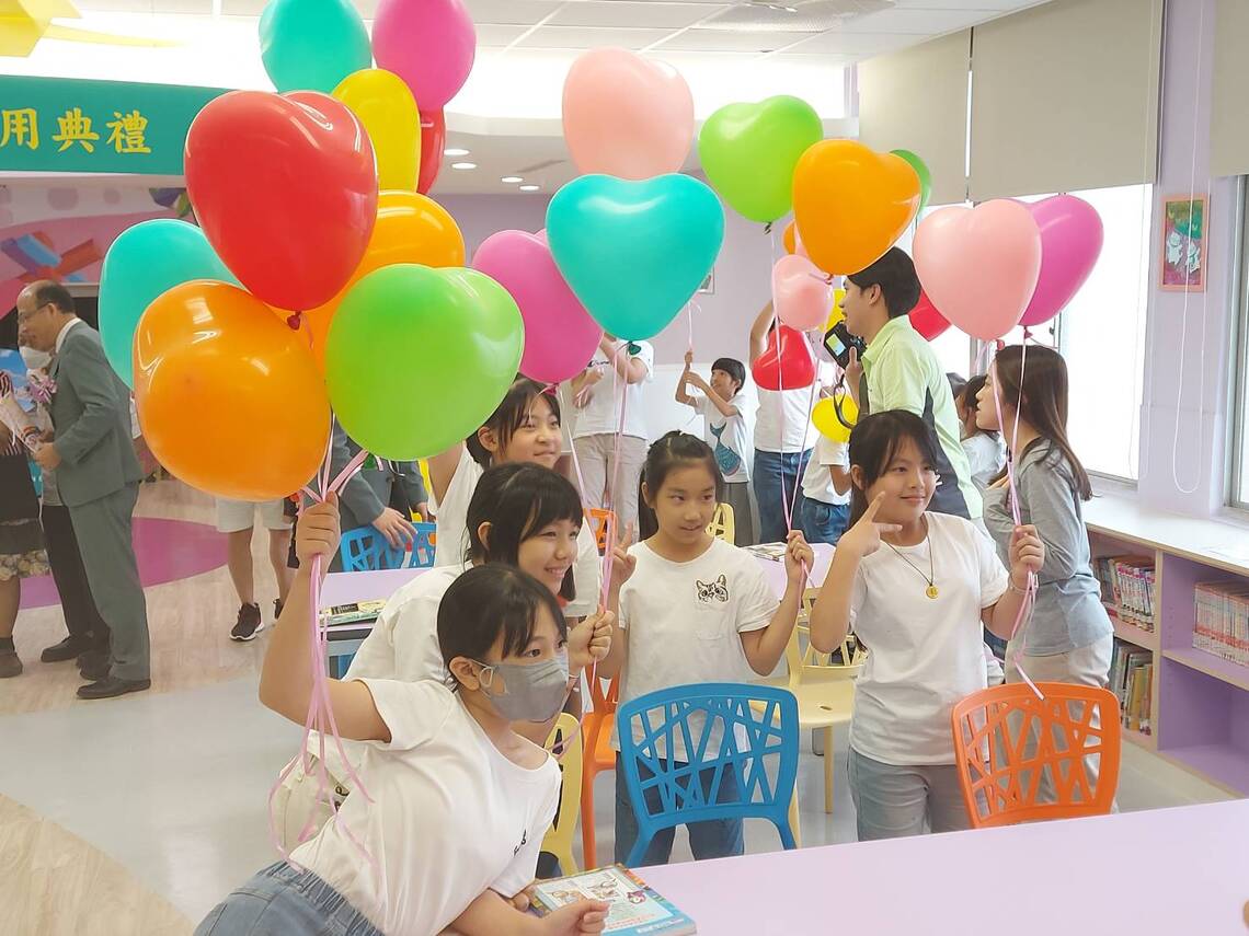 潮州國小玉山圖書館啟用 打造愛閱校園 由玉山銀行、玉山志工基金會及玉山世界卡友共同捐助