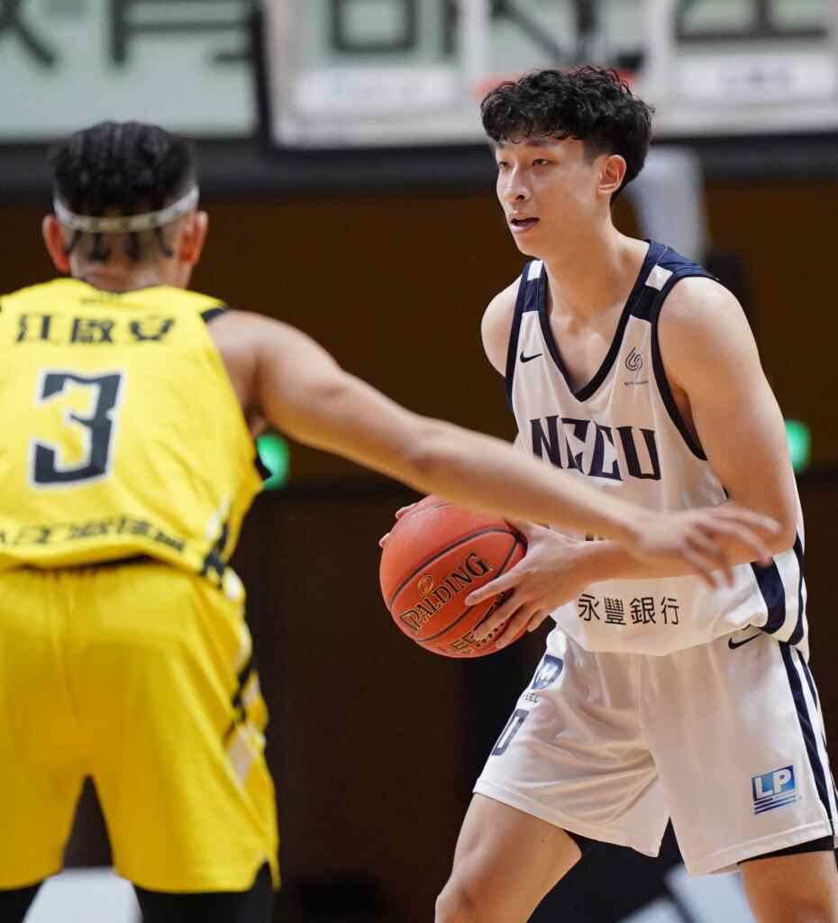 宋昕澔等南山四少合體，幫政大帶來跨季27連勝的紀錄。  (UBA提供)