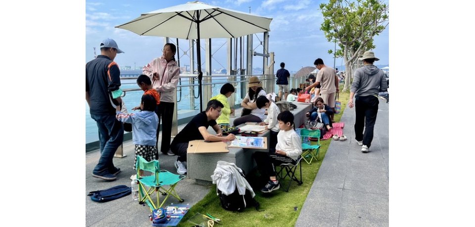 高雄港務分公司舉辦『彩繪高雄港-我的藝術旅程』寫生比賽 劃出高雄港百年歷史的蘊藏