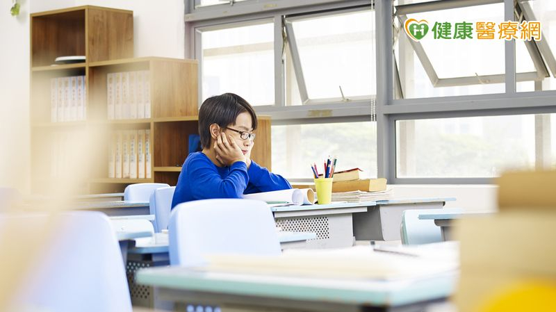 情緒行為障礙、自閉症童確診攀升! 「雙軸兼治」減輕家長教養壓力