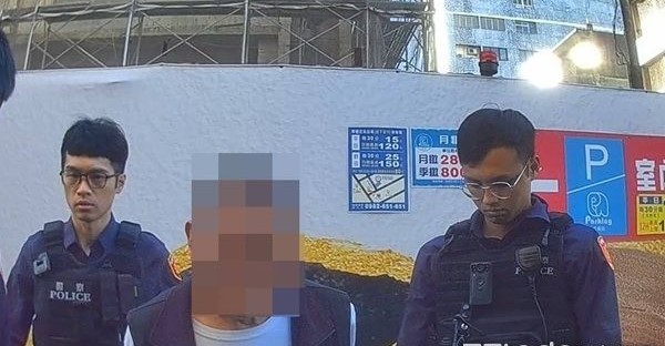 騎贓車露餡報假身分 警方放大絕逼他說實話「隱姓埋名逃亡22年」 240 騎贓車露餡報假身分 警方放大絕逼他說實話「隱姓埋名逃亡22年」 239