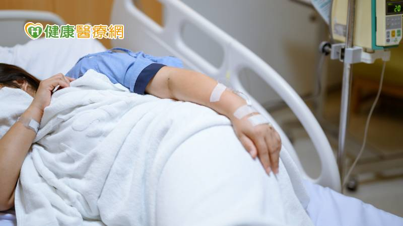 天氣變冷可能帶動流感升溫！新增8例流感死亡　1女急診就醫當天就病逝