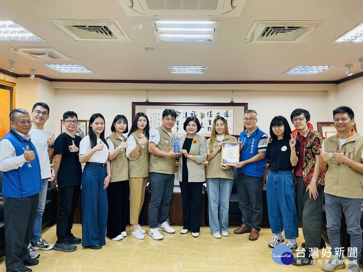 雲林縣土庫好COOL商圈暨發展協會榮獲「2024全國卓越商圈獎－最佳發展潛力獎」／翻攝照片
