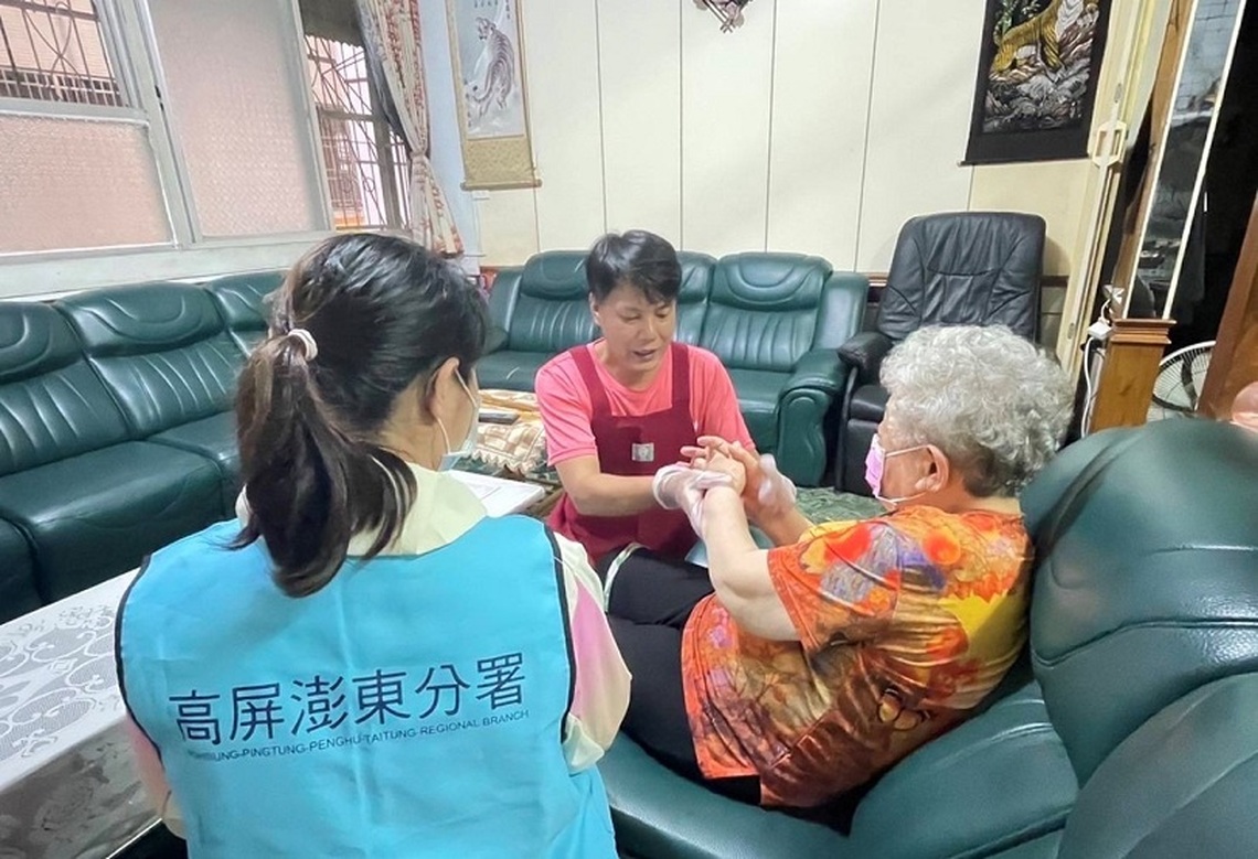 勞動部高分署職訓助攻 為中年失業者就業之路打光