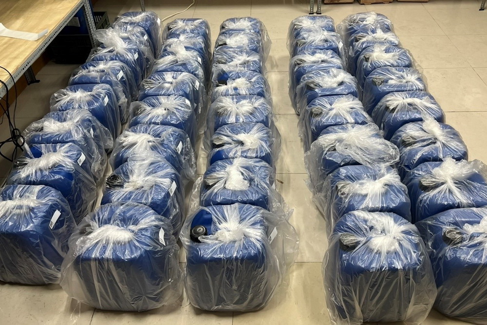 冒稱「化妝品原料」製喵喵 調查局破上噸甲基苯基原料 214 冒稱「化妝品原料」製喵喵 調查局破上噸甲基苯基原料 213