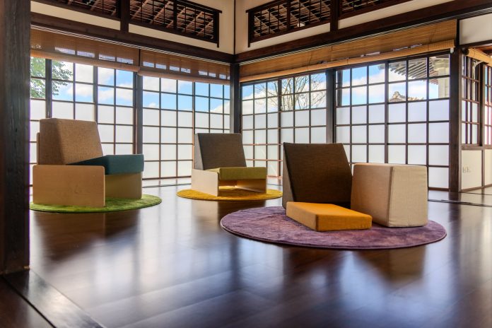 大溪木博館「坐的二十四式」特展即起登場 展現傳統木工藝技術精髓 71 gh65s5f6s scaled