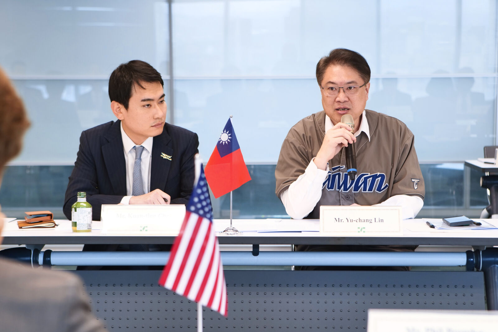 林右昌接見美國參眾兩黨幕僚團 盼台美關係穩健成長 216 林右昌接見美國參眾兩黨幕僚團 盼台美關係穩健成長 215