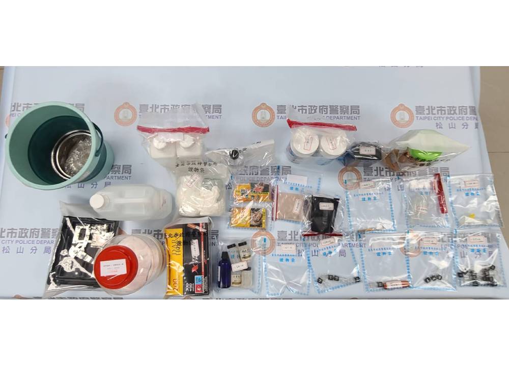 住家掩護毒品分裝場 45歲男涉專賣喪屍菸彈 226 cnews204241128a07
