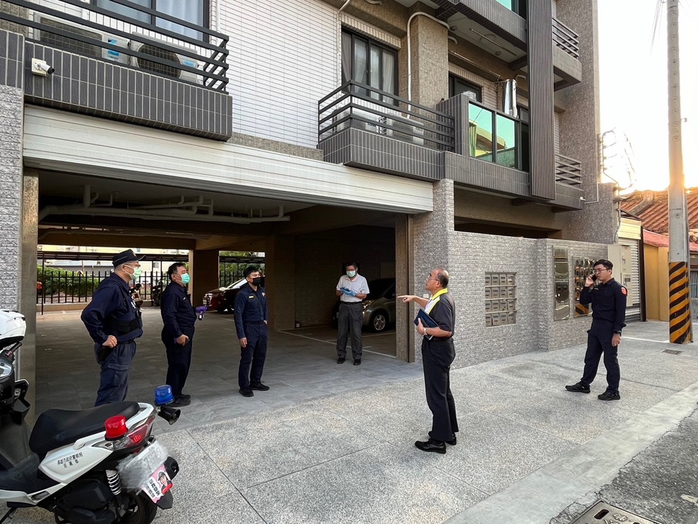 疑刀砍同居女友身亡 54歲男樓梯間上吊輕生 228 cnews204241128a11