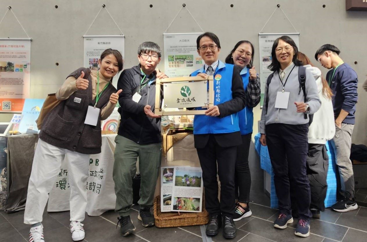 清華大學聯合新竹縣市政府及科學園區舉辦論壇,邀20團體分享ESG提案,促企業跨域合作推動大新竹永續發展。(圖/記者林照東翻攝)