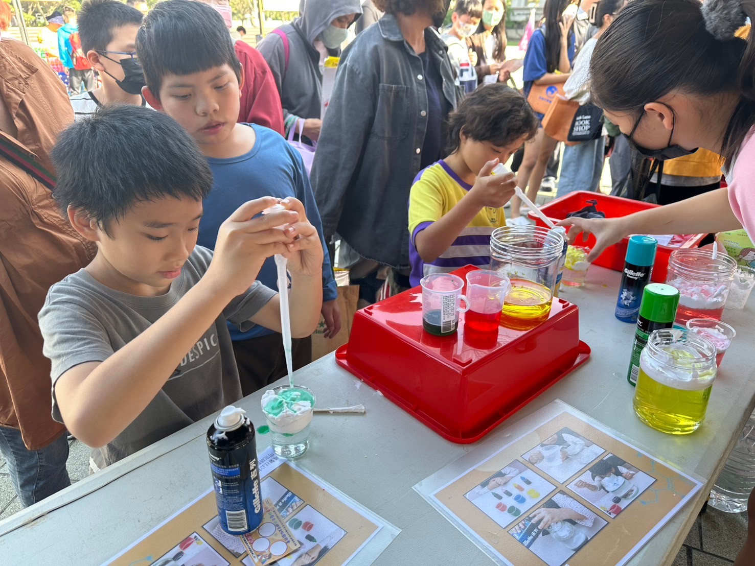鳳馨扶輪「科普與藝文的神奇之旅園遊會」 送愛家扶