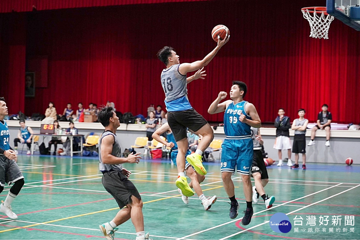 長庚各職類同仁運動競技(長庚醫院提供)