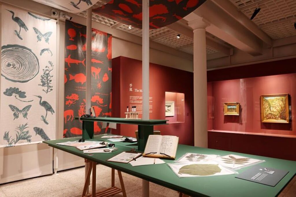 「走揣・咱的所在:陳澄波百三特展」以陳澄波的畫作結合臺博館館藏及植物標本等,討論與臺灣相遇而影響臺灣的自然現象。(圖/文化部)