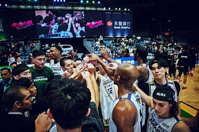 延長賽不敵對手3分球攻勢 台啤永豐雲豹94:106吞敗 70 DSC2301