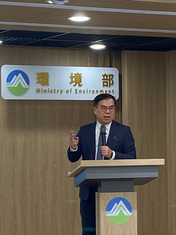 環境部彭啓明部長說明聯合國全球塑膠公約INC5會議結論（記者黃楸玲／攝影）