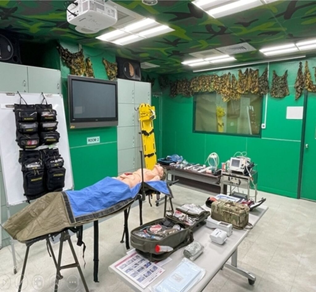 「敵火危機下重症傷者的救治-前進外科小組」展示