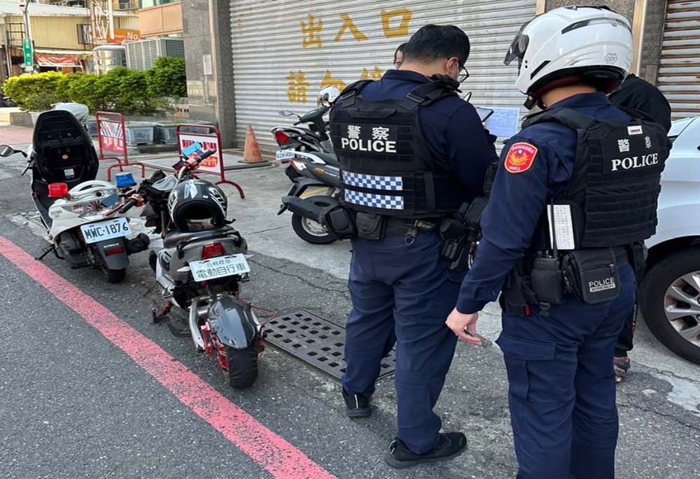 微型電動二輪車掛牌上路 南警三日取締違規123件 232 248241203a06