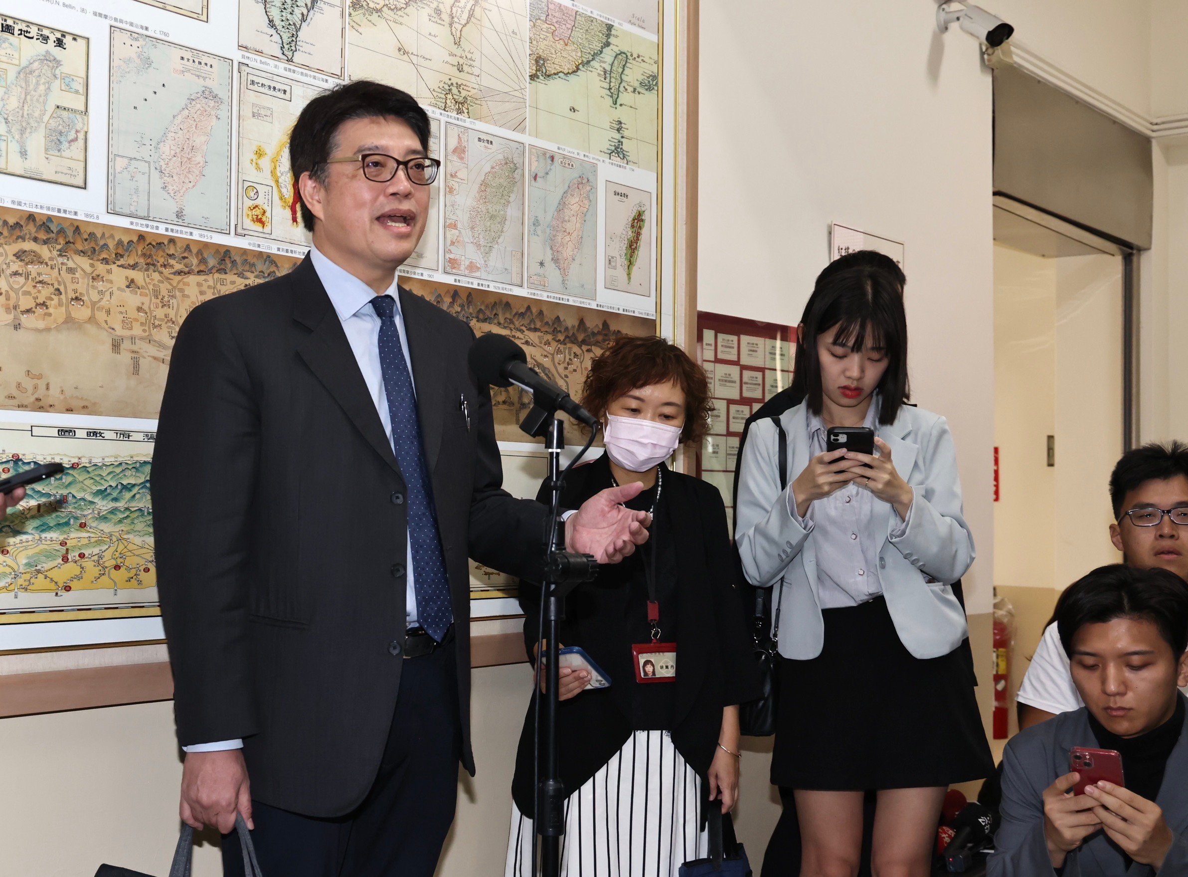 陸委會主委邱垂正4日表示,馬英九基金會邀請的陸生團,有許多涉及矮化台灣的言論,已涉違反大陸人士來台的許可辦法。林啟弘攝