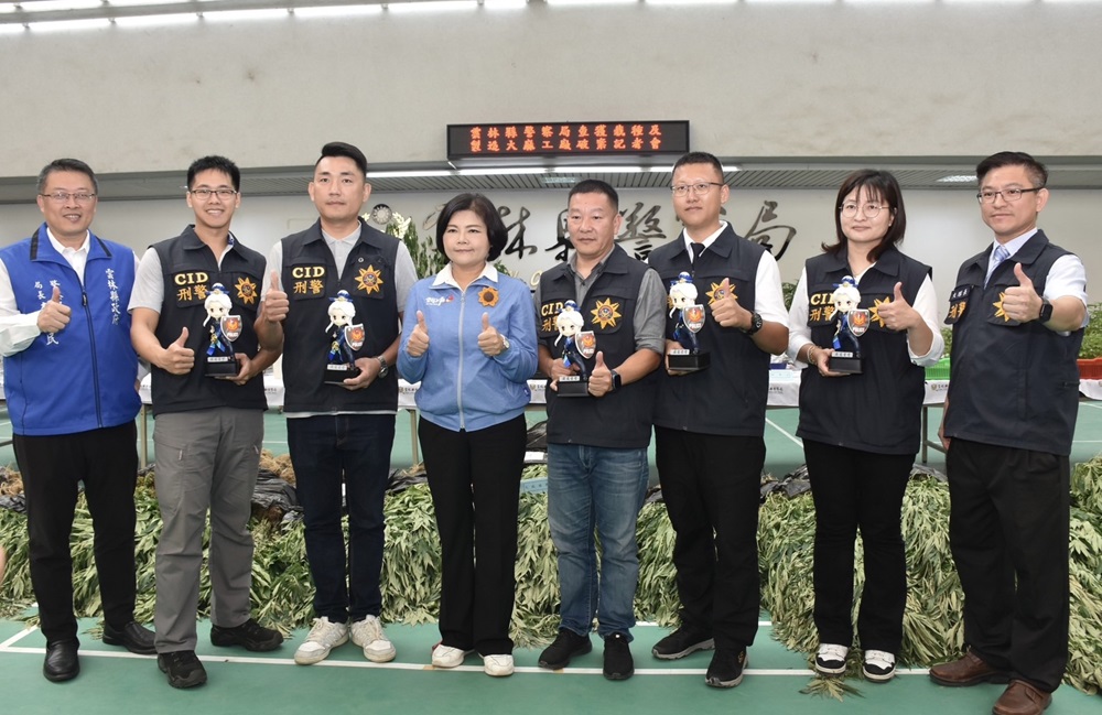 史上最大戶外溫室大麻園 雲林檢警憲查獲市值逾10億元 218 cnews204241204a03