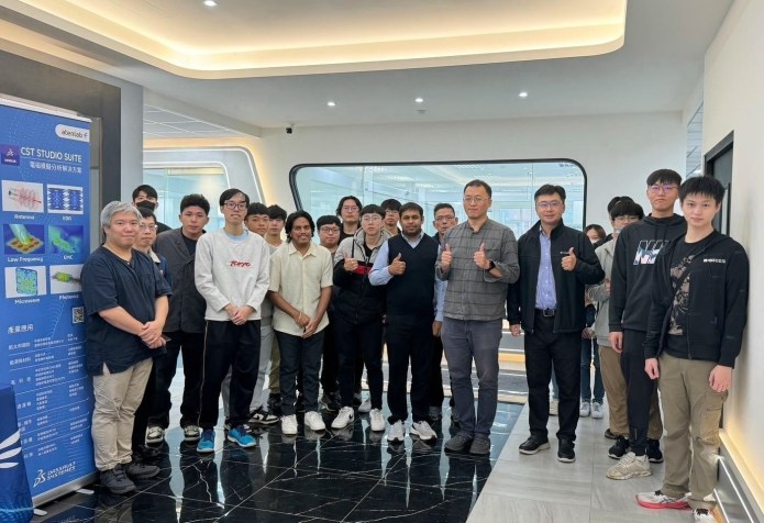龍華科大合作十大科技舉辦CST電磁模擬實務論壇 促進產學交流 75 1232468 1
