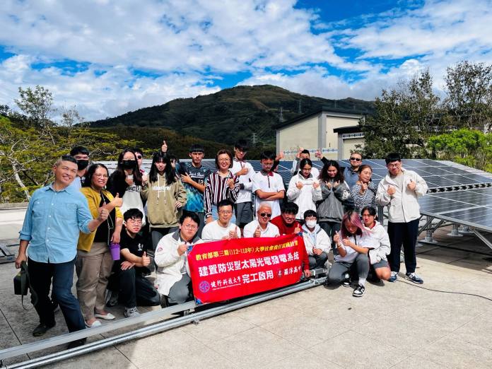 1.羅浮高中防災型太陽光電發電示範系統完工啟用.JPG