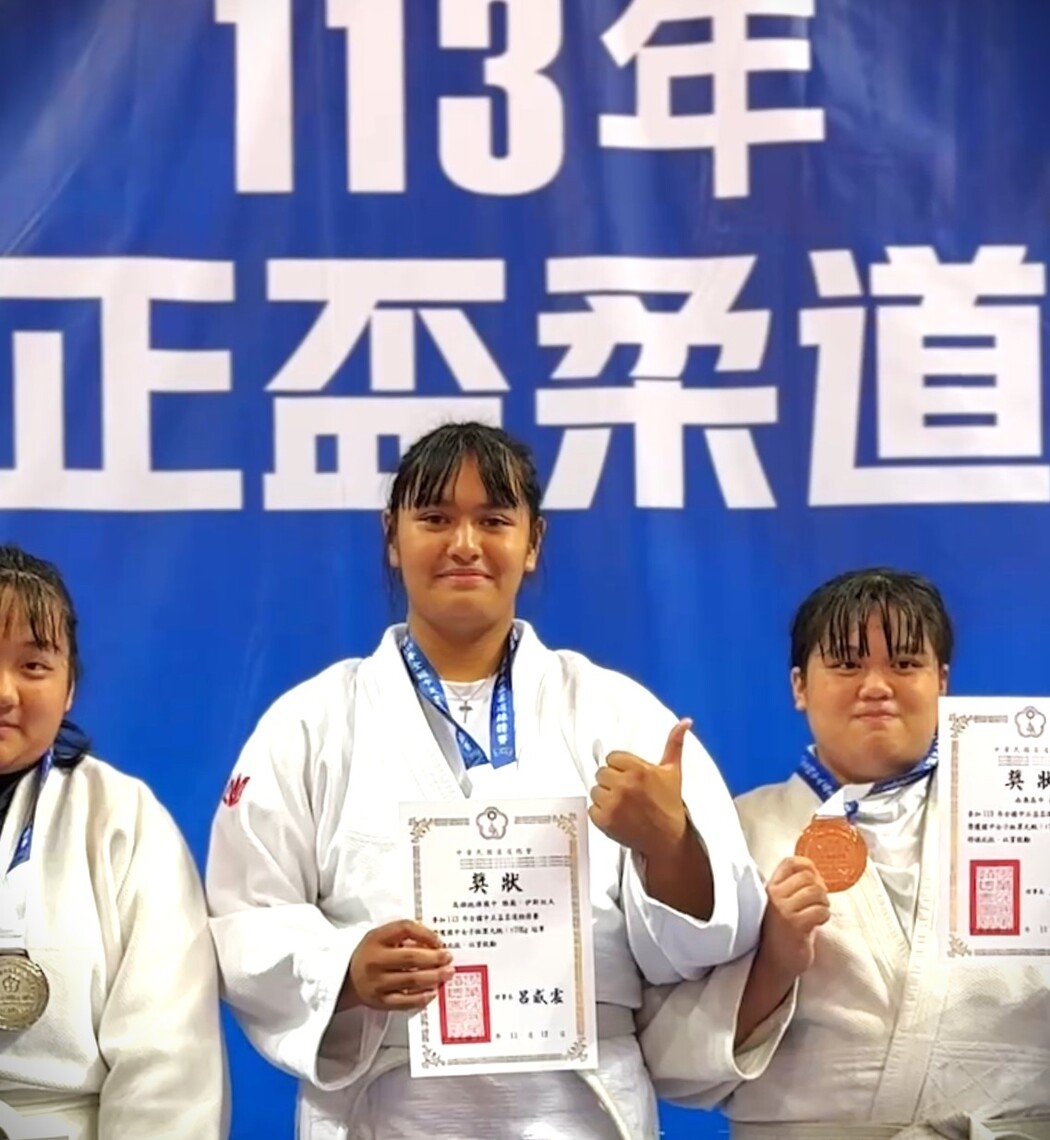 漾新聞|不畏逆境迎向陽光 家扶中心表揚10位自強兒少楷模