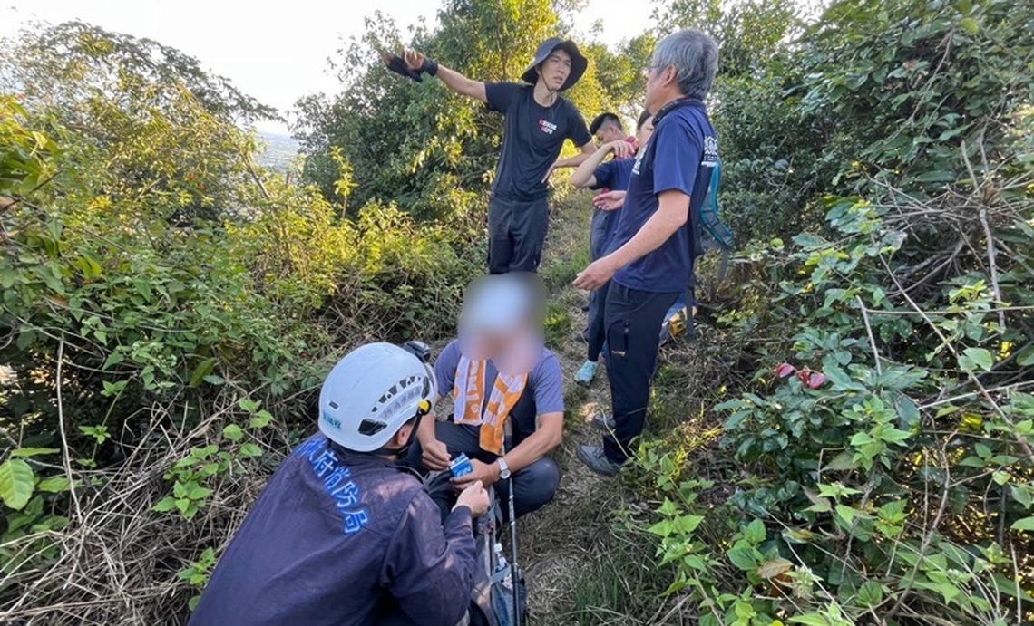 登山客旗尾山大腿抽筋 高雄消防局全力救援