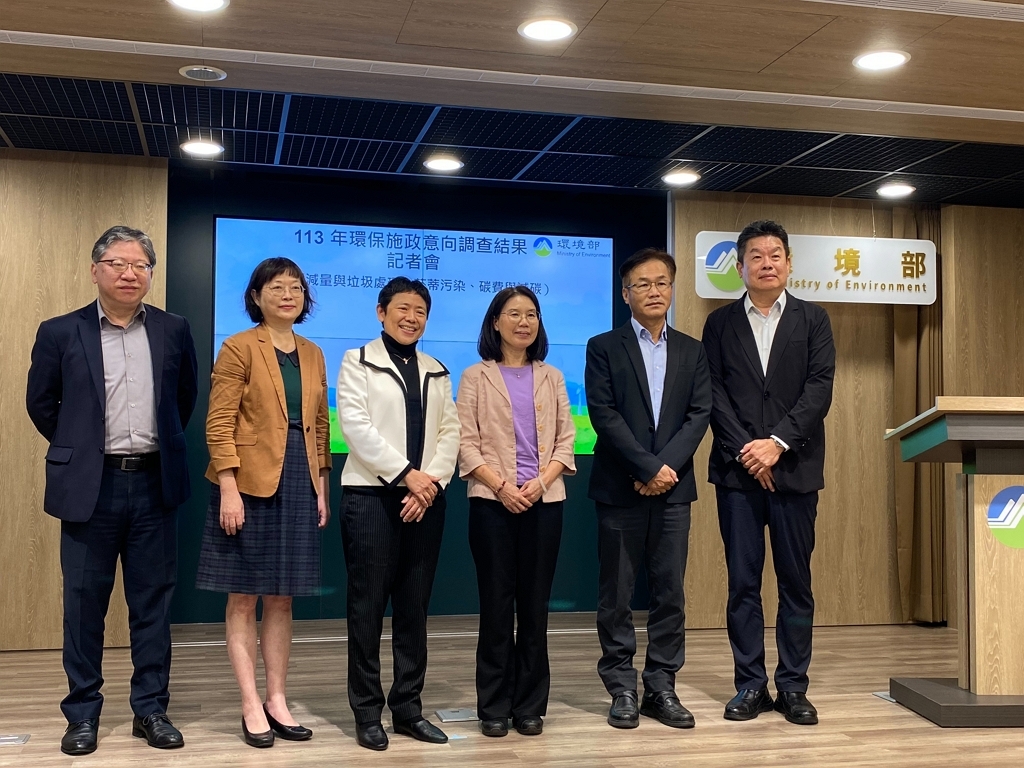 環保施政意向調查記者會合照（記者黃楸玲／攝影）