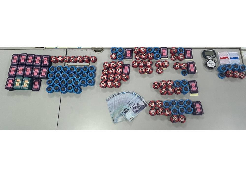 職業賭場藏身豪宅 警深夜出擊逮荷官賭客20人 196 cnews204241205a12