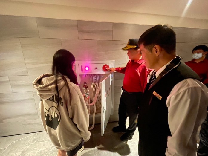 安全送上門!青埔消防隊助學生打造安心租屋環境 83 S 27426880 0